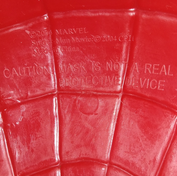 Spiderman Mask - Picture 3 of 3